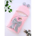 Couverture emmaillotage, dotée d’une capuche aux petites oreilles